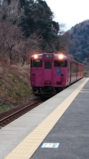 �������I